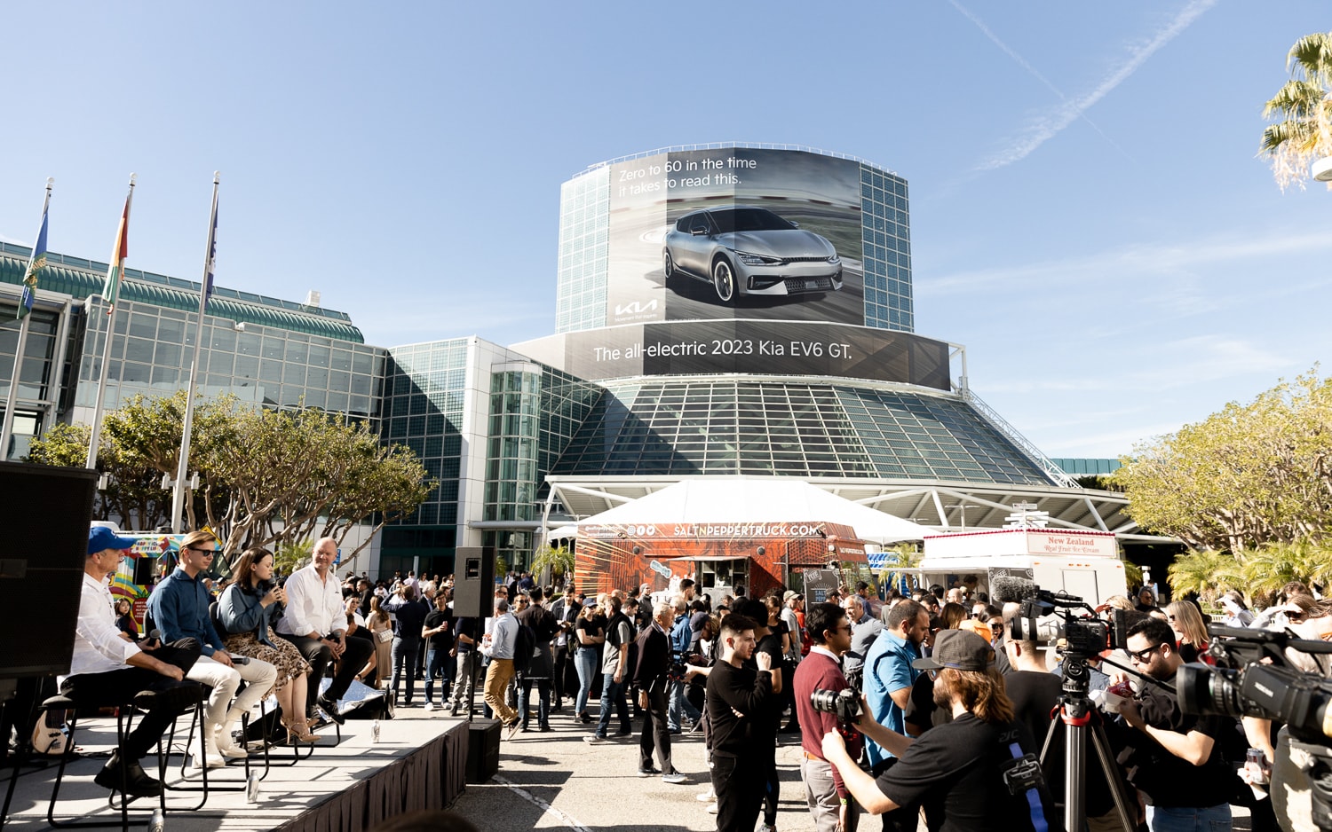 2022 LA Auto Show - Automobility Media & Industry Day-04